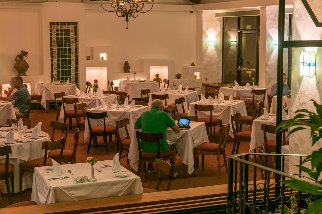 Hotel Bougainvillea San Jose Santo Domingo De Heredia Bagian luar foto