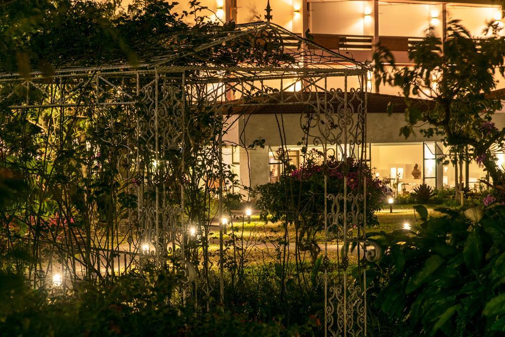 Hotel Bougainvillea San Jose Santo Domingo De Heredia Bagian luar foto