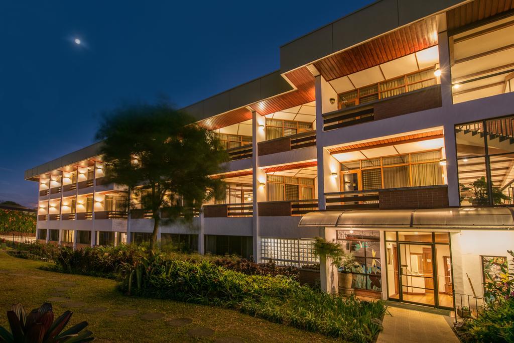 Hotel Bougainvillea San Jose Santo Domingo De Heredia Bagian luar foto
