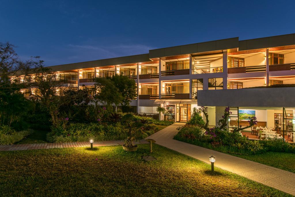 Hotel Bougainvillea San Jose Santo Domingo De Heredia Bagian luar foto
