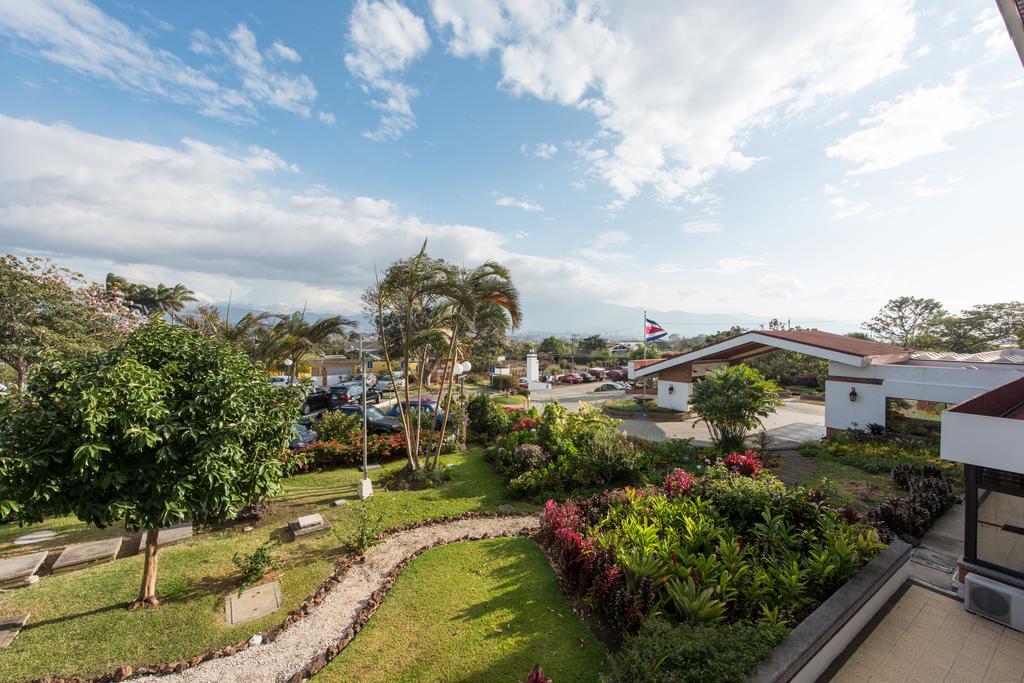 Hotel Bougainvillea San Jose Santo Domingo De Heredia Bagian luar foto