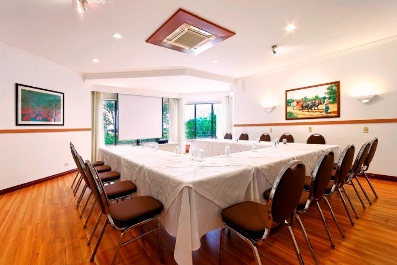 Hotel Bougainvillea San Jose Santo Domingo De Heredia Bagian luar foto