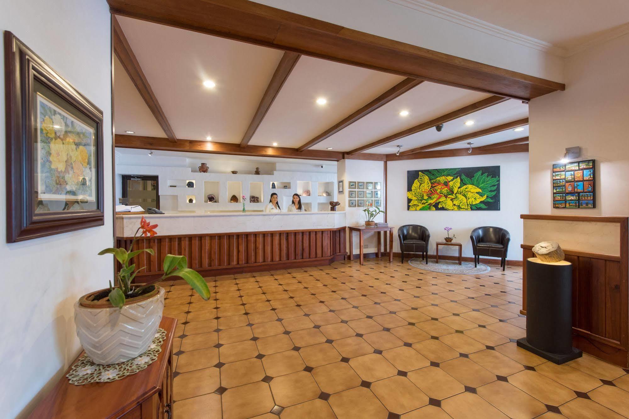 Hotel Bougainvillea San Jose Santo Domingo De Heredia Bagian luar foto